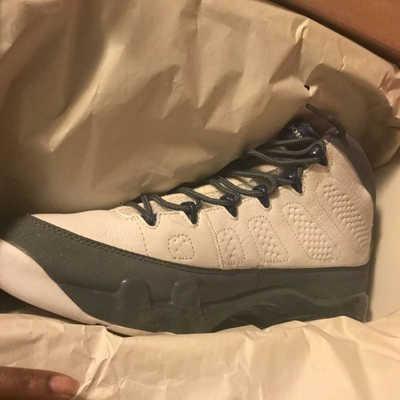 Meet your Posher, Daniel from A1 Warehouse - Picture 14 of 16